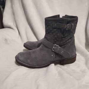 UGG boots, side zip, gray, size 8